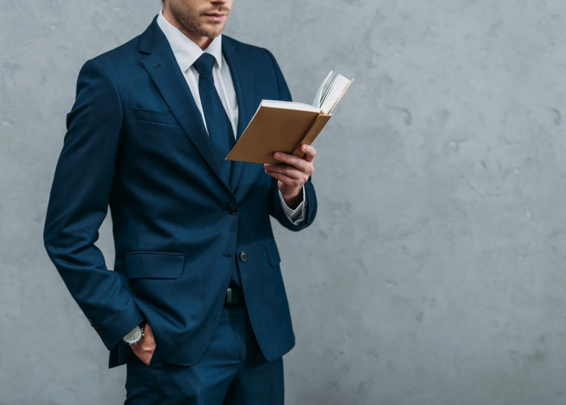 Tindrovexon platform interface showing course analytics tools