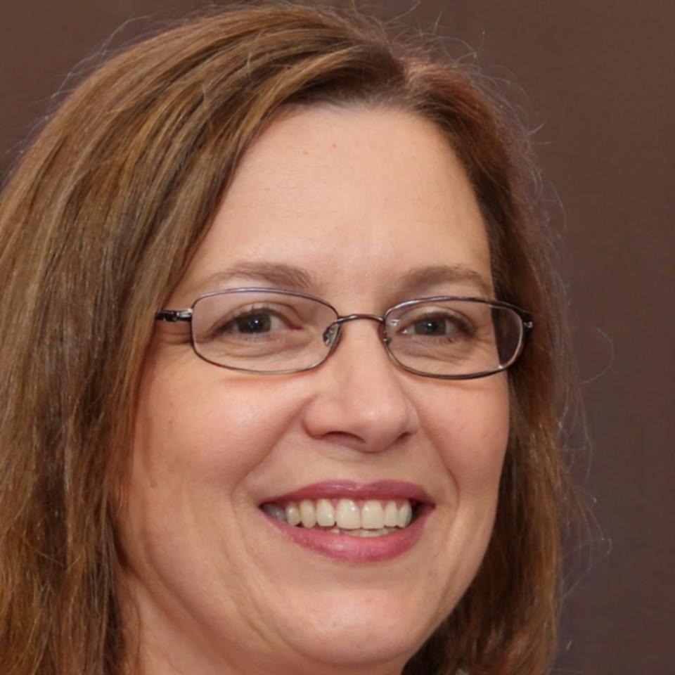 Neve Callahan, Data Interpretation Instructor